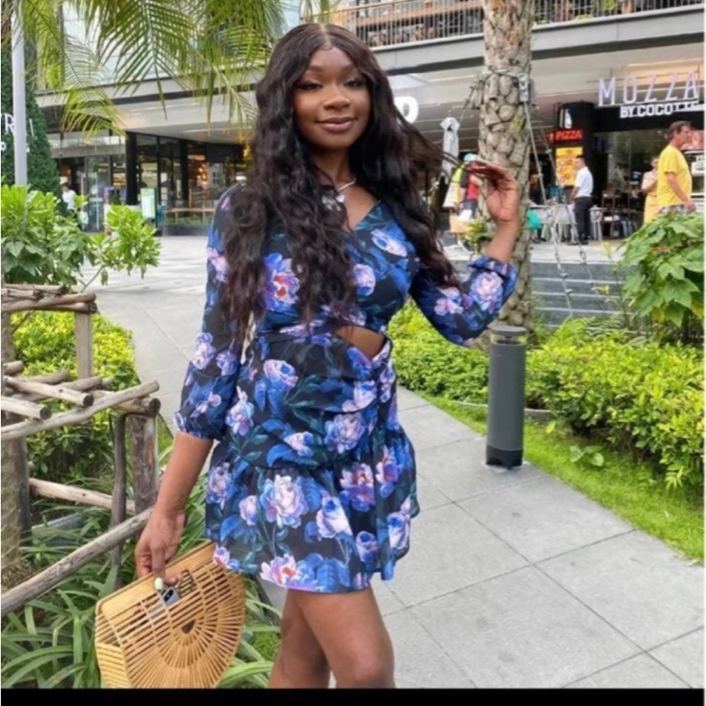 Prettylittlething black and blue floral flower‎ cutout long sleeve dress